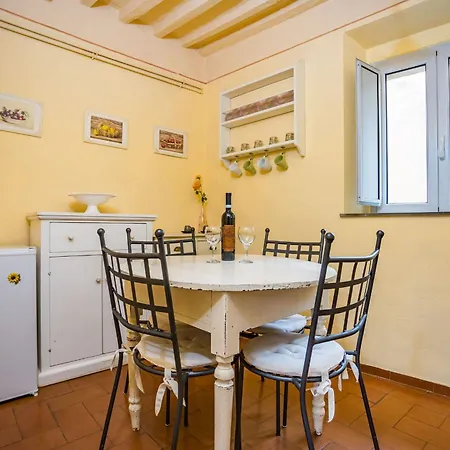 Il Glicine Apartment Cortona