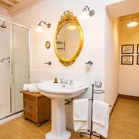 Il Glicine Apartment